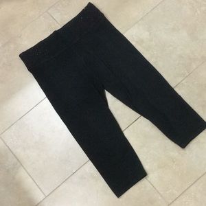 Women’s Capri Yoga Pants by Pink